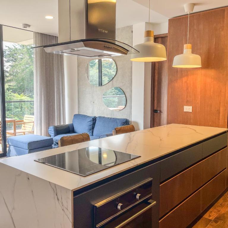 Quarzzo Suites by NOWA - Two-Bedroom Deluxe Apartment with Balcony - 1