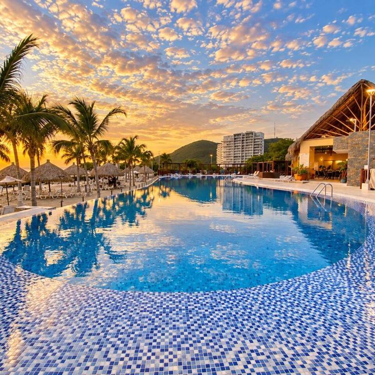 Lindo Apartamento en Club de Playa - Apartment - 70