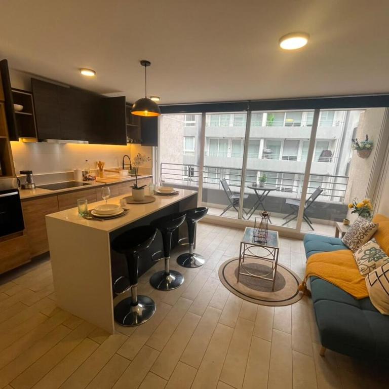 Spacious and new for 5 Metro Parking Wi-Fi - Apartamento de 3 dormitorios - 3
