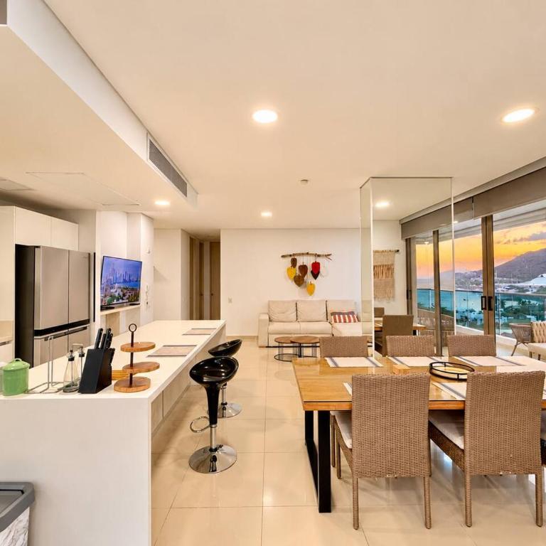 Grandioso Apartamento Vista Frontal Club de Playa - Apartamento - 26