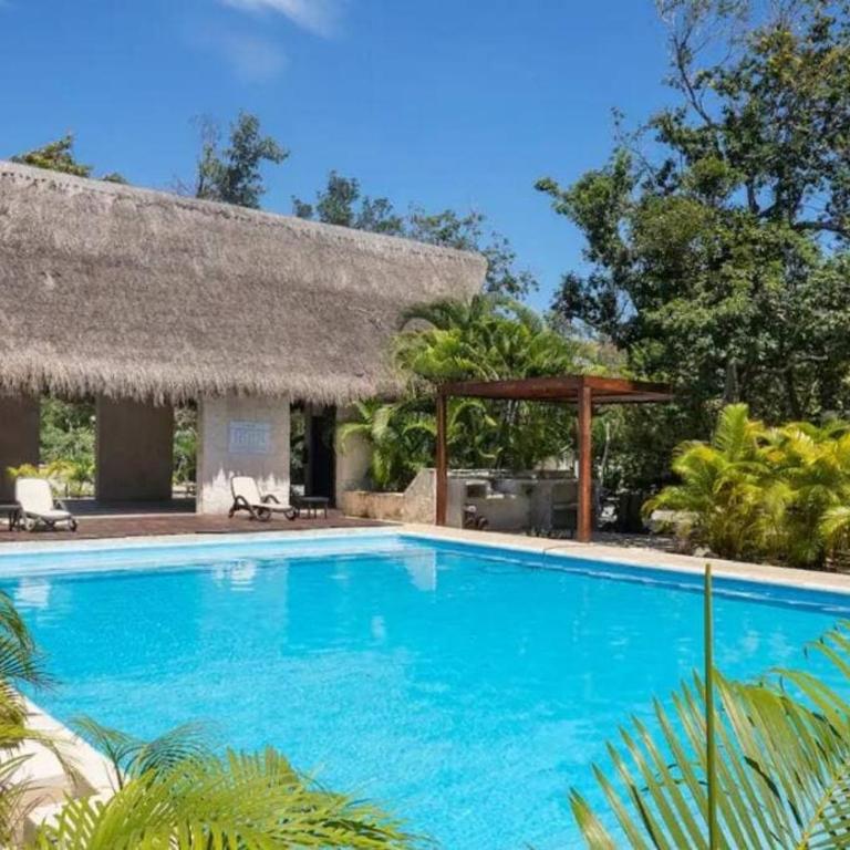 Twin Villas 8BR, Concierge, Gated ,Jacuzzi, Paddle court - Villa - 13