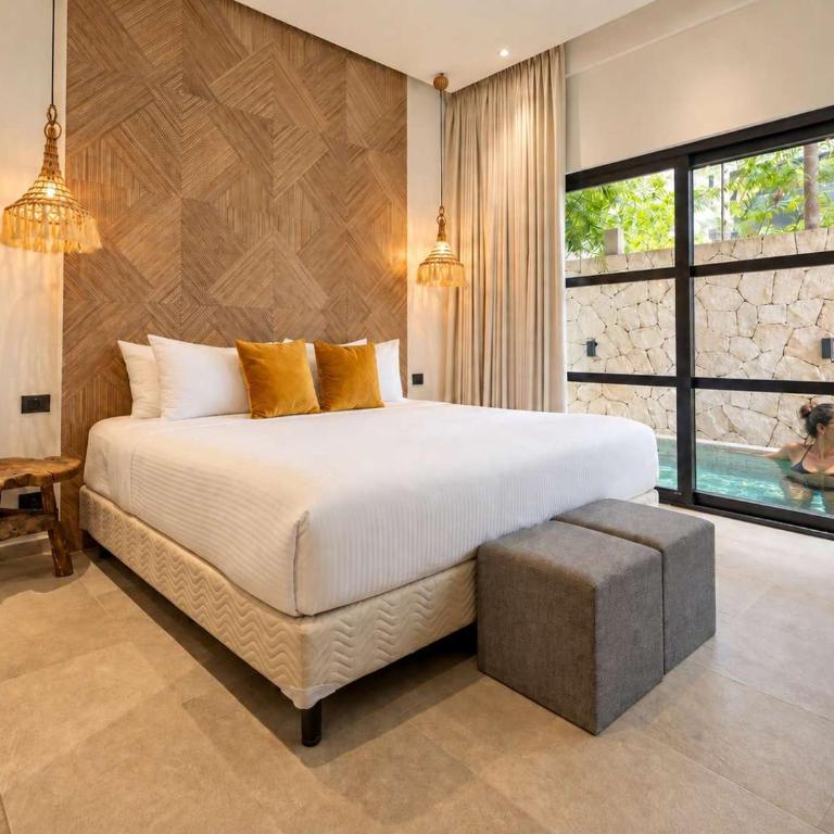 Luxe 8BR Double Villa, Gated, Patio & Pool - Villa - 48