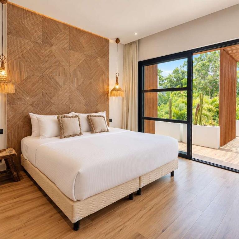 Luxe 8BR Double Villa, Gated, Patio & Pool - Villa - 50