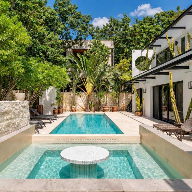 Elegant Villa Stay Gated Place Full Concierge - Villa - 5