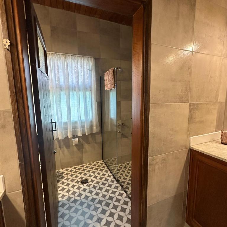 Chacra Los Cipreses - Casa completa con gran parque arbolado, 7 personas, entorno tranquilo - Vacation Home - 28