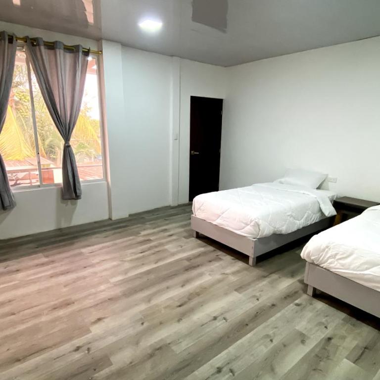 Galapagos Dove - Double or Twin Room - 4