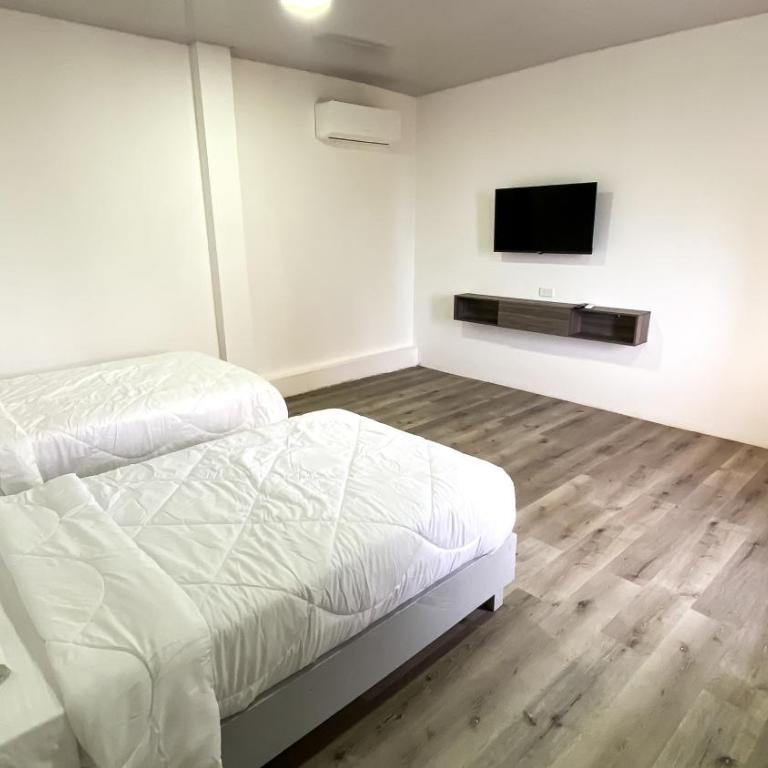 Galapagos Dove - Double or Twin Room - 5
