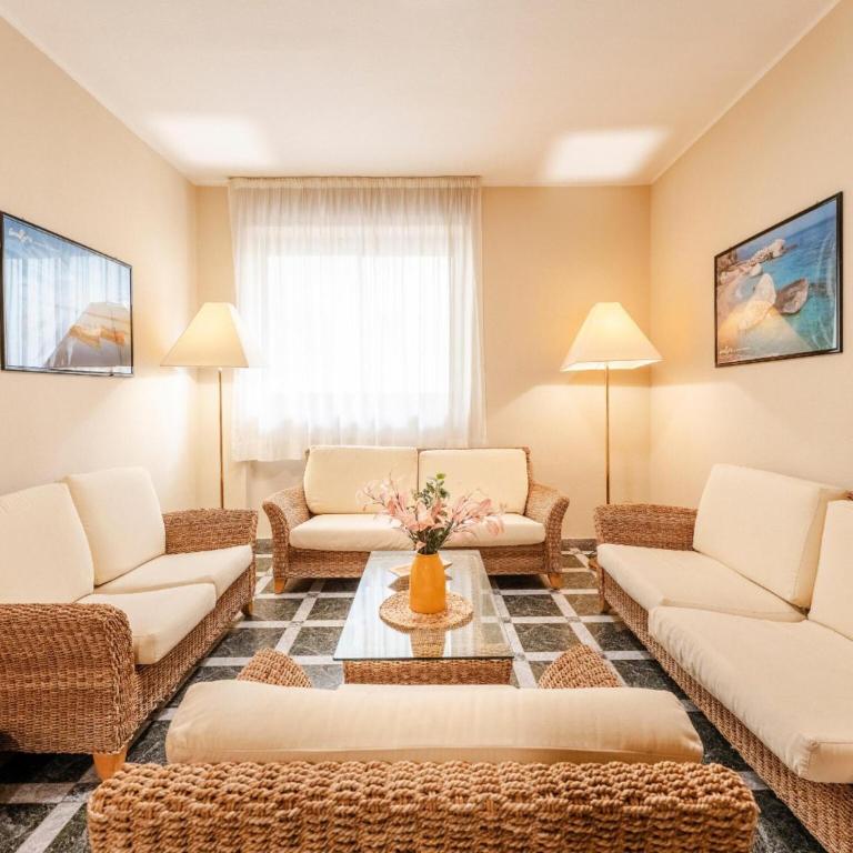 Sea Apartments Alghero - One-Bedroom Vacation Home - 1