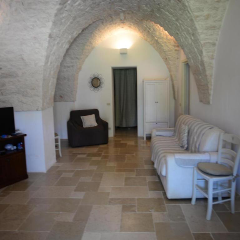 Villa in Puglia near Ostuni Marina - Three-Bedroom Vacation Home - 14