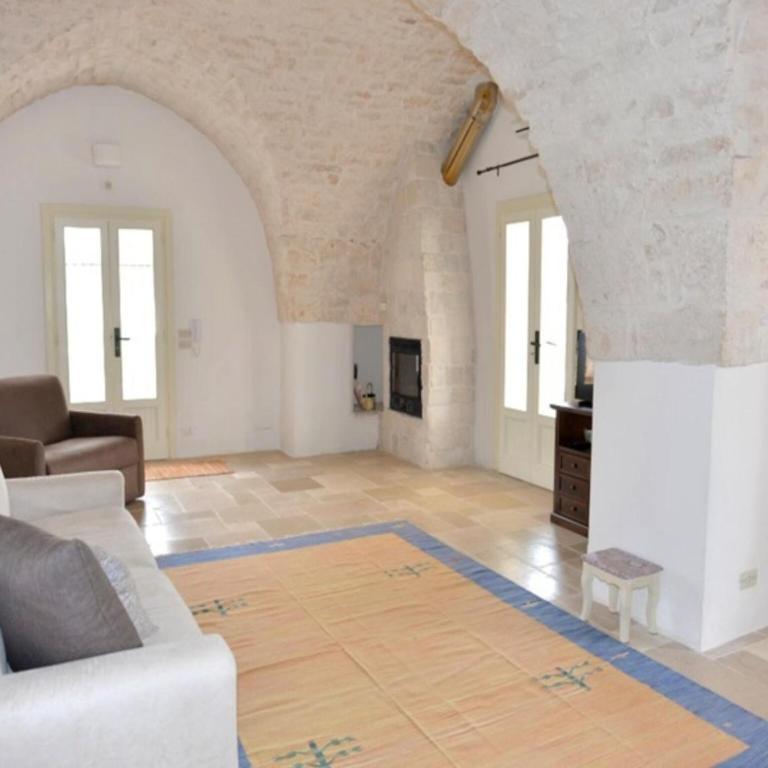 Villa in Puglia near Ostuni Marina - Three-Bedroom Vacation Home - 12