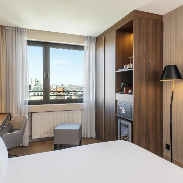 NH Collection München Bavaria - Superior Zimmer mit Stadtblick - 3