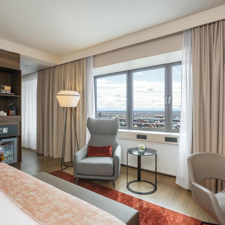 NH Collection München Bavaria - Premium Zimmer mit Terrasse und Stadtblick - 5
