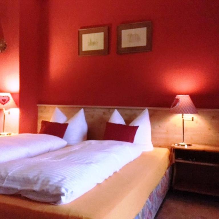 Bäckeralm© - B&B 16 + - Doppelzimmer mit Bad - 1