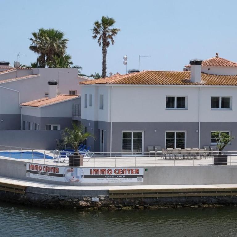 Villa Canal Blue - Villa - 2
