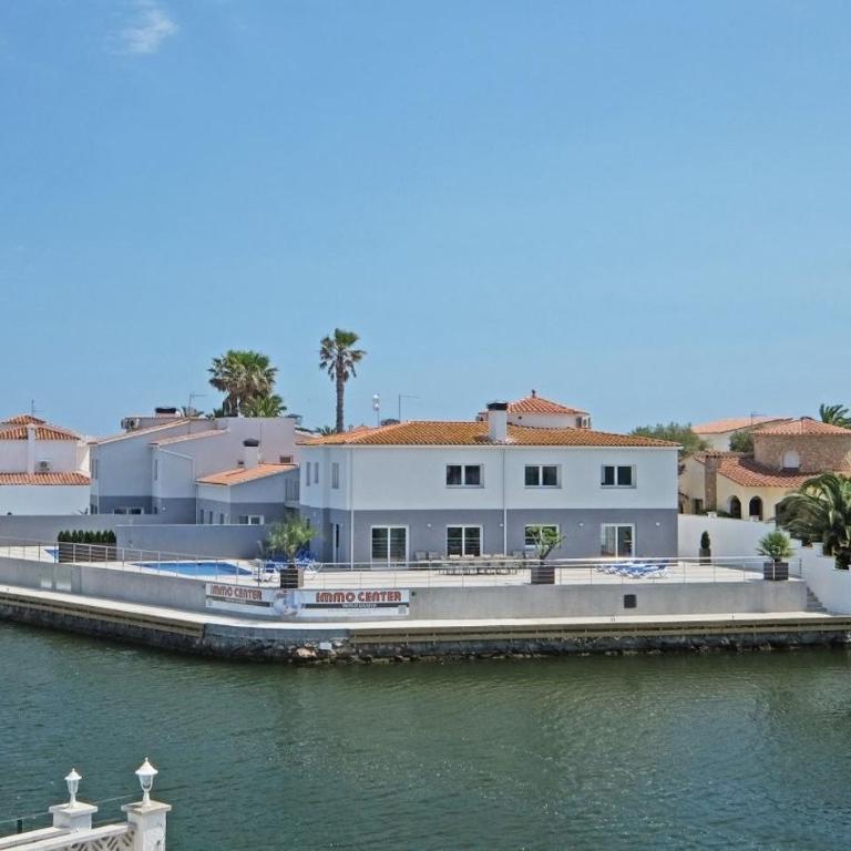 Villa Canal Blue - Villa - 3