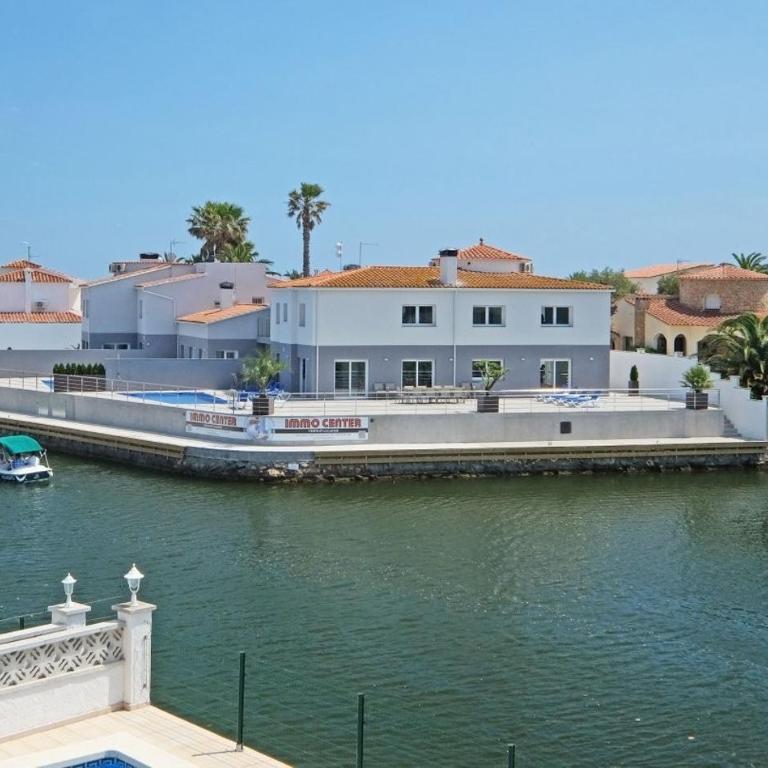 Villa Canal Blue - Villa - 5