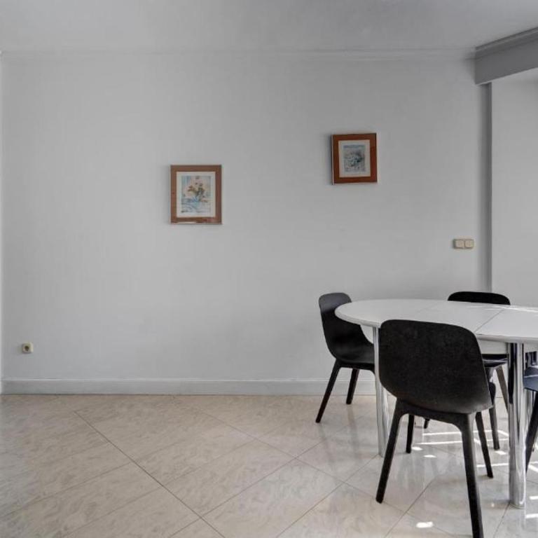 5 min walk to Zurriola Beach & GOe - Appartement - 24