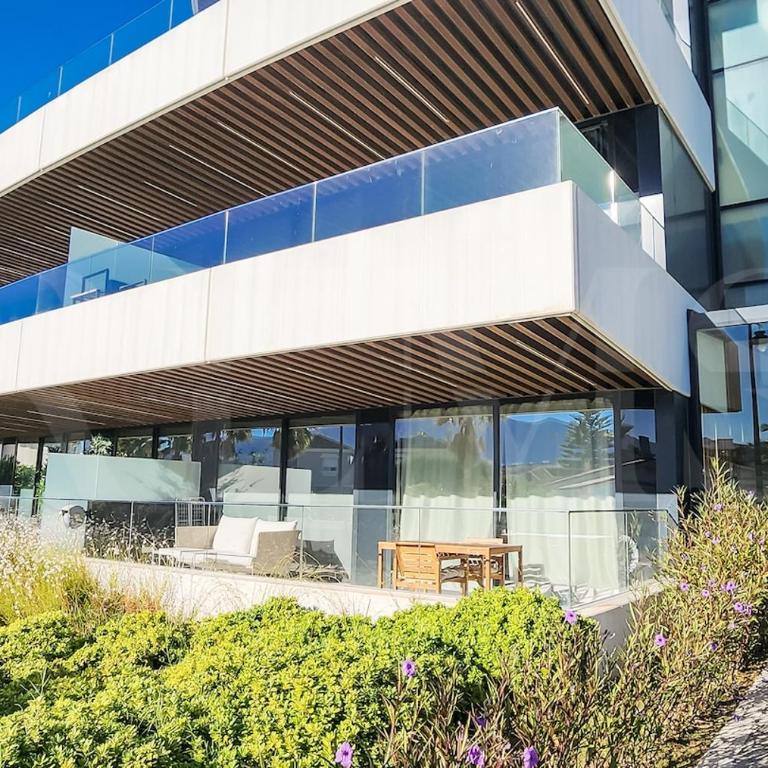 Beachside Apartment with Terrace and Pool REMS - Apartamento de 1 dormitorio - 27