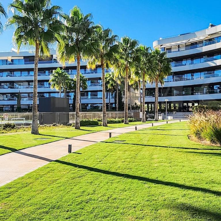 Beachside Apartment with Terrace and Pool REMS - Apartamento de 1 dormitorio - 29