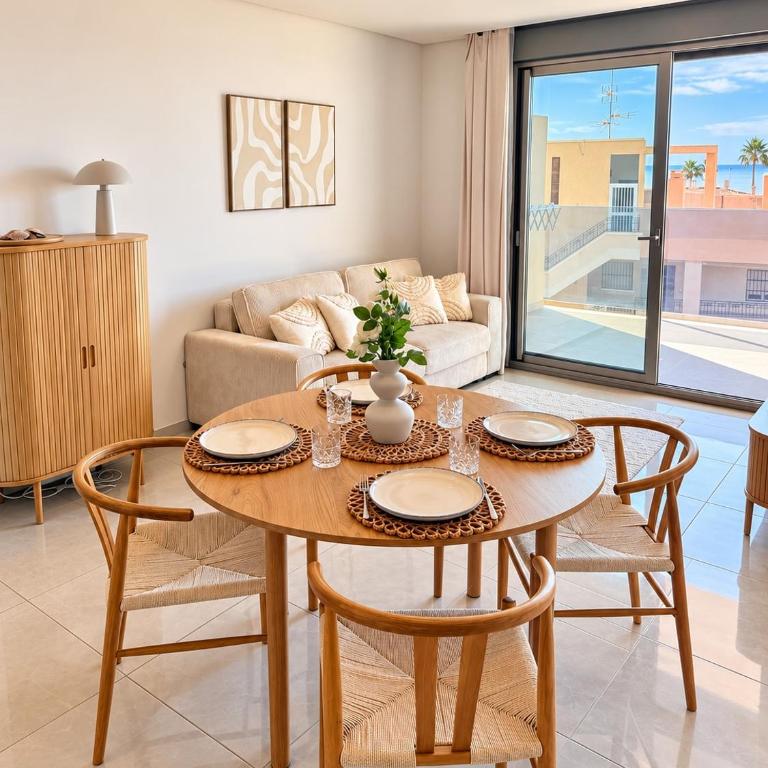 Apartamento J - a 100 metros del mar y piscina - Apartment mit 2 Schlafzimmern - 1