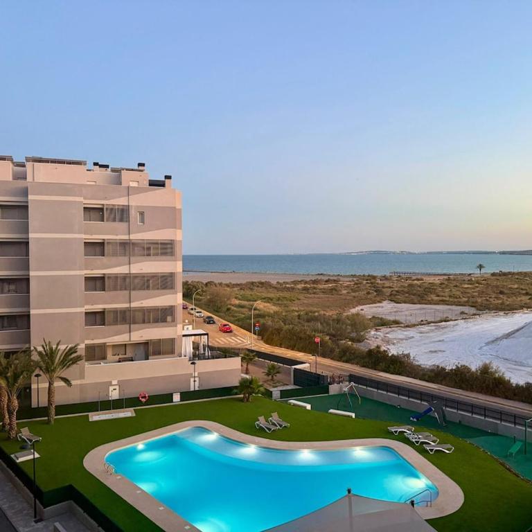 Apartamento J - a 100 metros del mar y piscina - Apartment mit 2 Schlafzimmern - 15