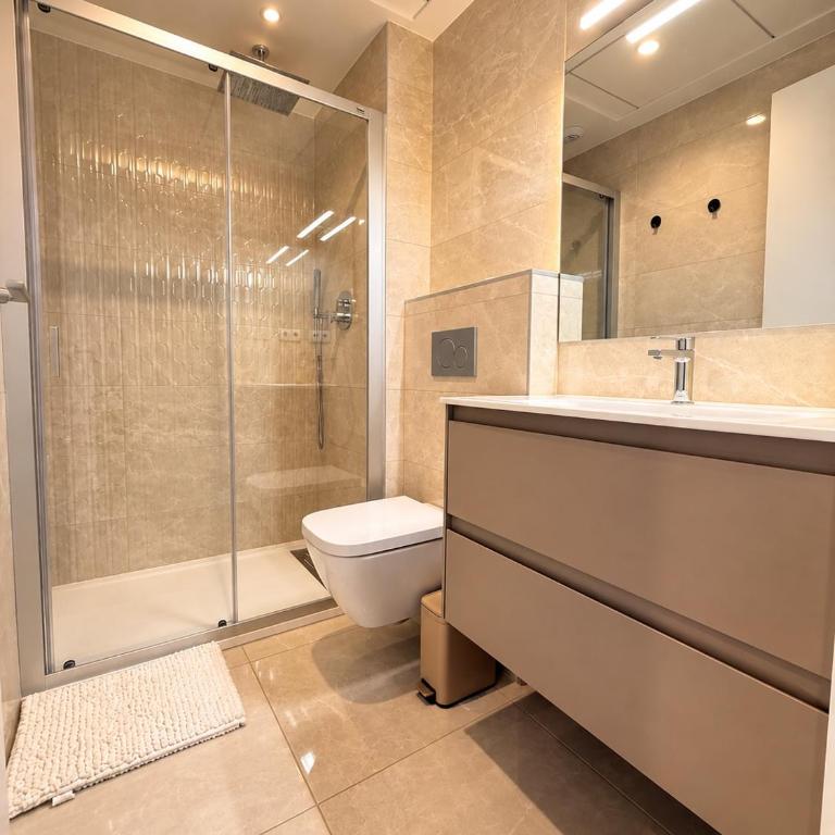 Apartamento J - a 100 metros del mar y piscina - Apartment mit 2 Schlafzimmern - 16