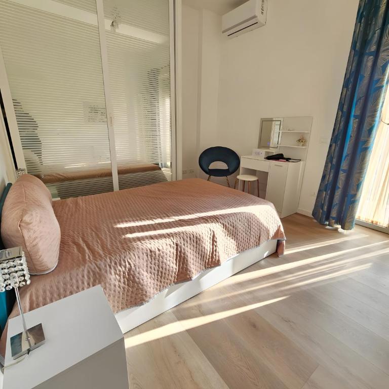 Mary Anne's Apt n10 - Appartamento Deluxe con 2 Camere da Letto e Balcone - 24