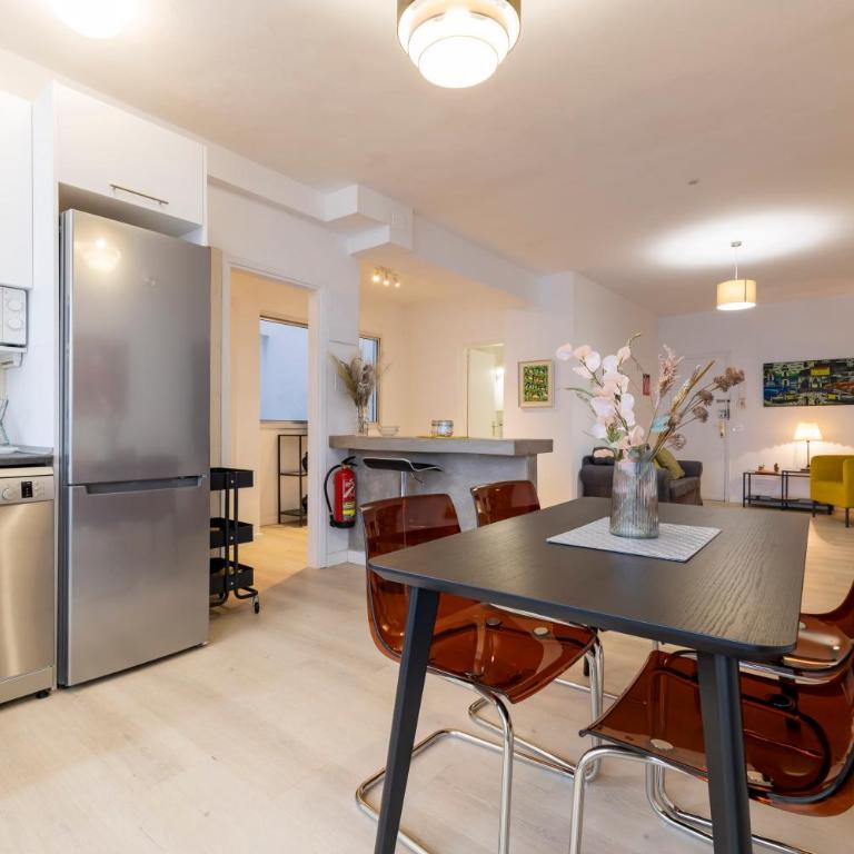 Luminous 2-Bedroom Holiday Home in Calle Esquivel - Appartamento con 2 Camere da Letto - 10