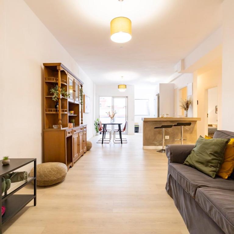 Luminous 2-Bedroom Holiday Home in Calle Esquivel - Appartamento con 2 Camere da Letto - 15