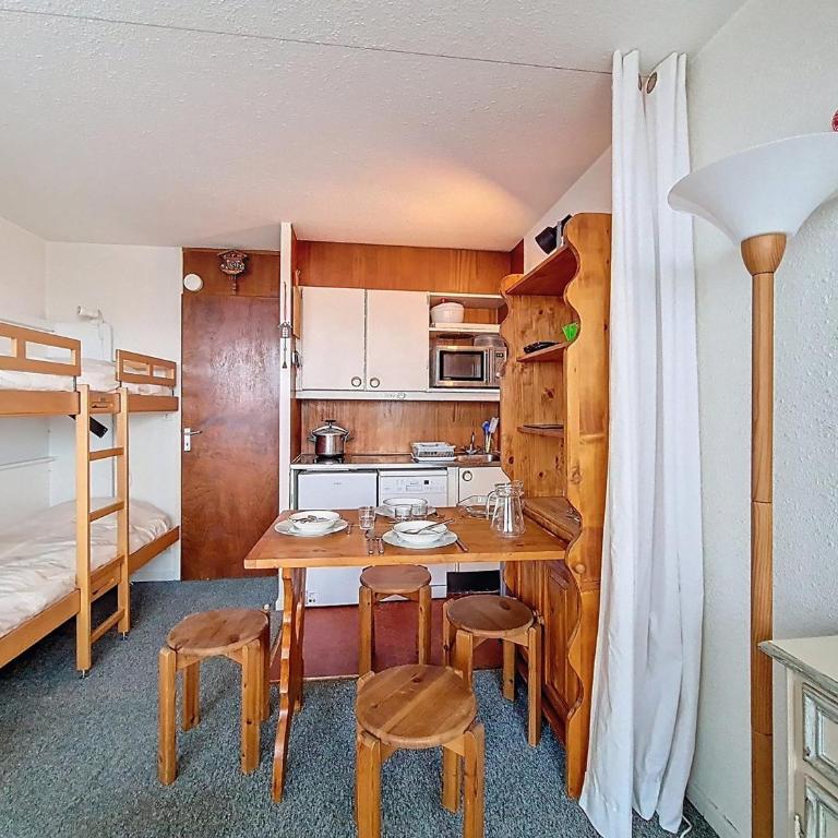 Studio lumineux, balcon sud, vue montagne - 3 pers. - Studio - 8