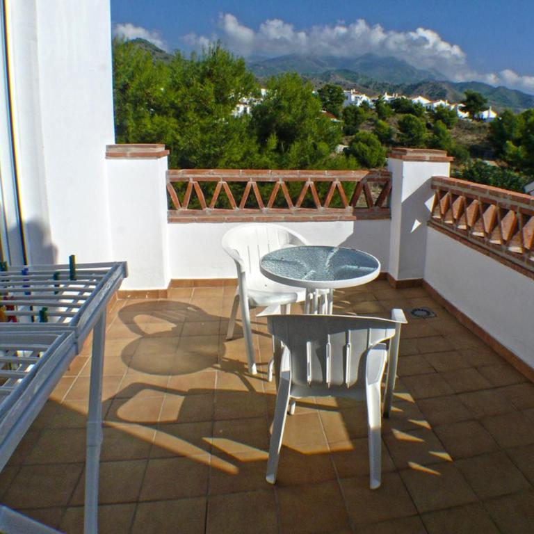 Apartamentos Chimenea - Apartamento con vistas a la piscina - 5