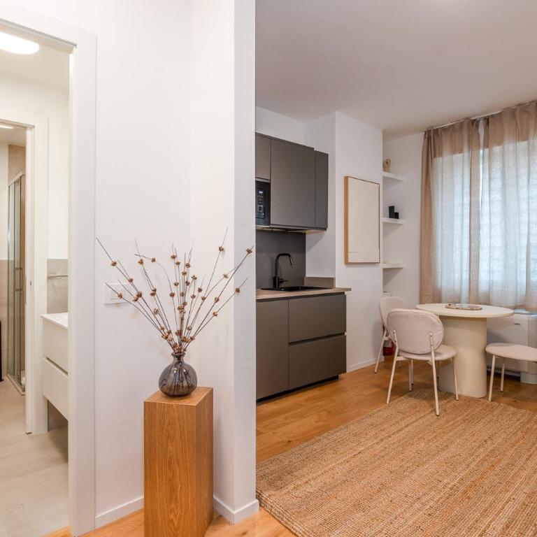 Elegant Apartments in the heart of Milan Central - Appartamento con 1 Camera da Letto e Balcone - 20