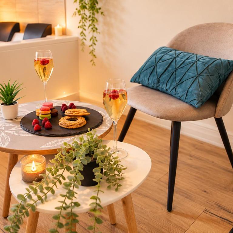 Suite Evasion Jacuzzi et Billard - Appartamento con 2 Camere da Letto - 8