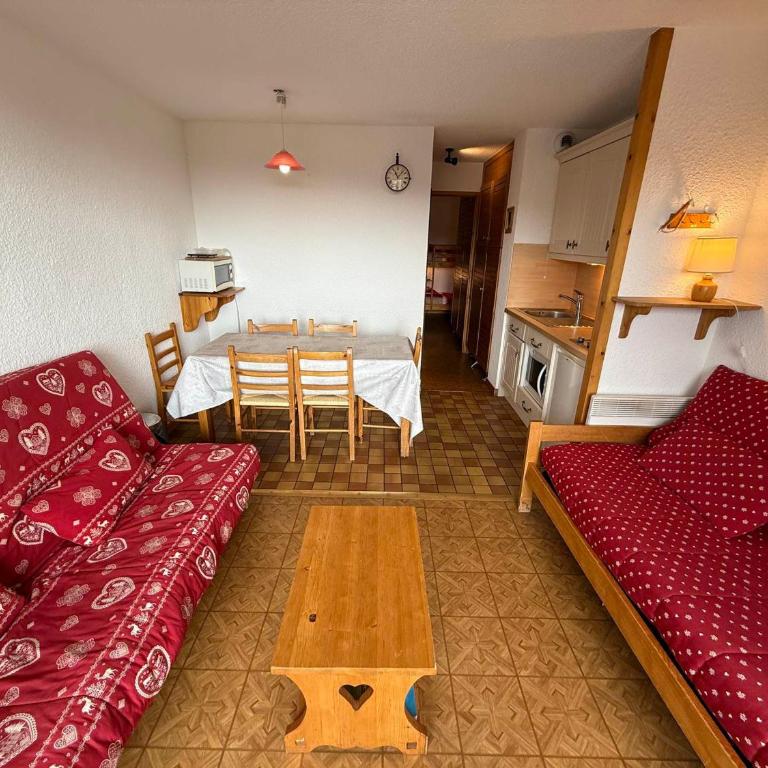 Charmant Appartement Montagnard 2 Pièces + Cabine, 6 Pers, Balcon Sud, Proche Pistes et Commerces - Apartamento de 1 dormitorio - 1