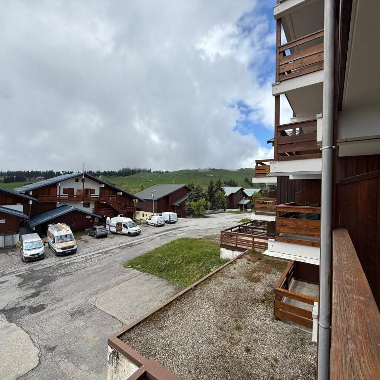 Charmant Appartement Montagnard 2 Pièces + Cabine, 6 Pers, Balcon Sud, Proche Pistes et Commerces - Apartamento de 1 dormitorio - 10