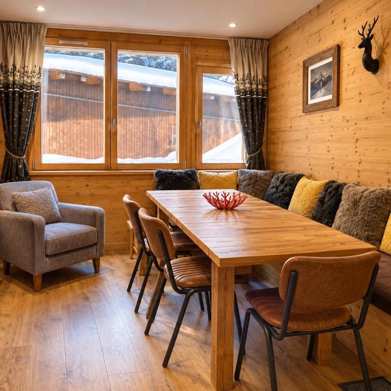 FACE VILLAGE ENFANTS, 3 CHAMBRES, EN CENTRE - Appartement 3 Chambres - 13