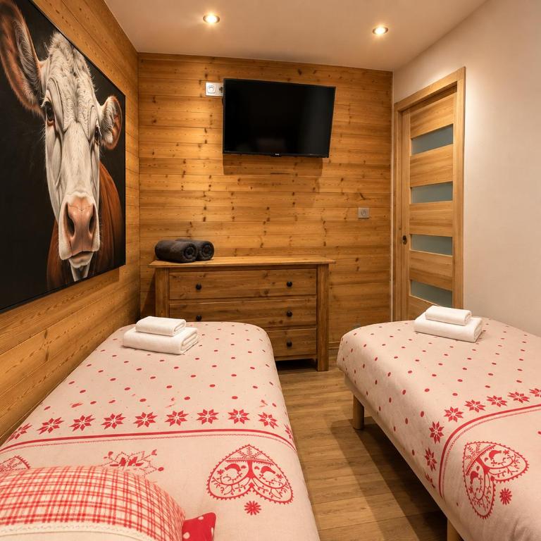 FACE VILLAGE ENFANTS, 3 CHAMBRES, EN CENTRE - Appartement 3 Chambres - 14