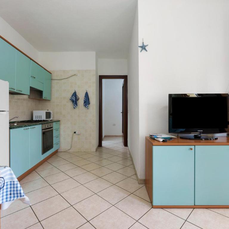 Gamm Simius Home Holiday - Appartamento Deluxe con 2 Camere da Letto e Vista Giardino - 7