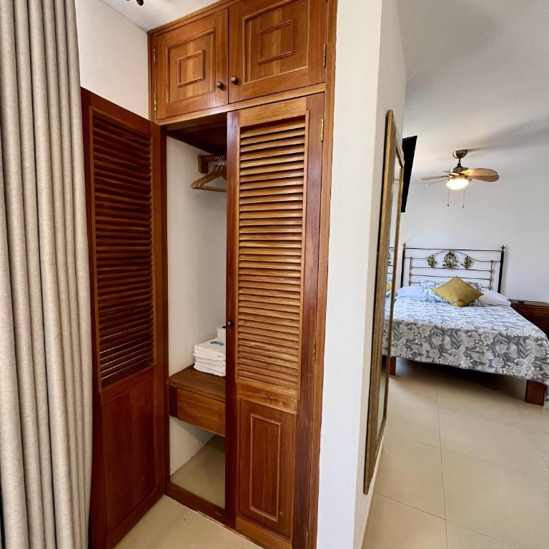 Casa Cerezos - Family Double Room - 12