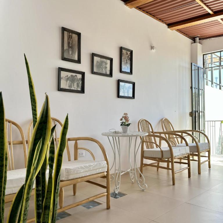 Casa Cerezos - Family Double Room - 18
