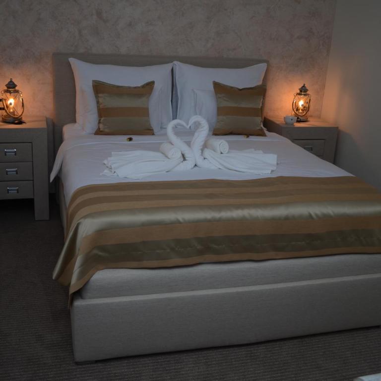 Hotel Helada - Deluxe Double or Twin Room - 10