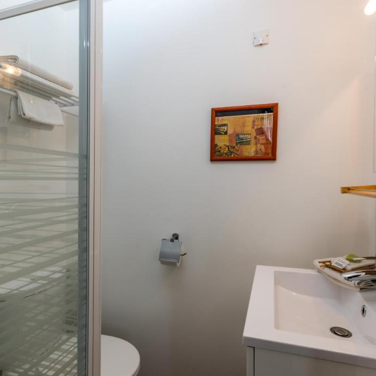 Les Chambres de Jeannette - Chambre Double Supérieure - 10