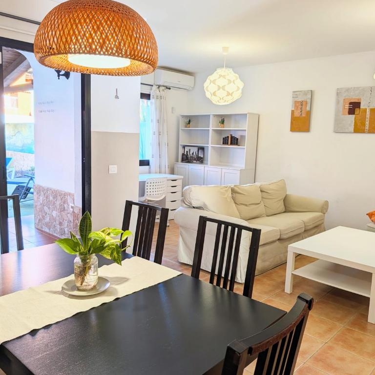 CASA RODO, ideal remote work, relaxing, pool and surfing - Haus mit 3 Schlafzimmern - 52