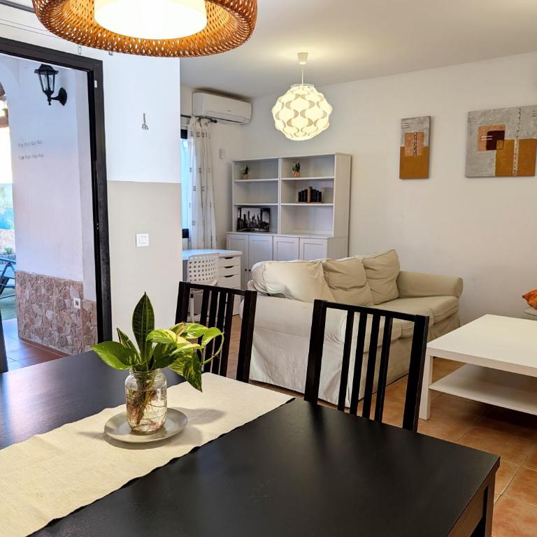 CASA RODO, ideal remote work, relaxing, pool and surfing - Haus mit 3 Schlafzimmern - 1