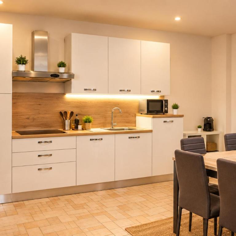 Borgo San Lorenzo Roma - Two-Bedroom House with Two Bathrooms - 3
