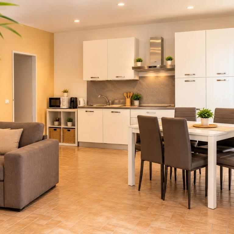 Borgo San Lorenzo Roma - Two-Bedroom House with Two Bathrooms - 2