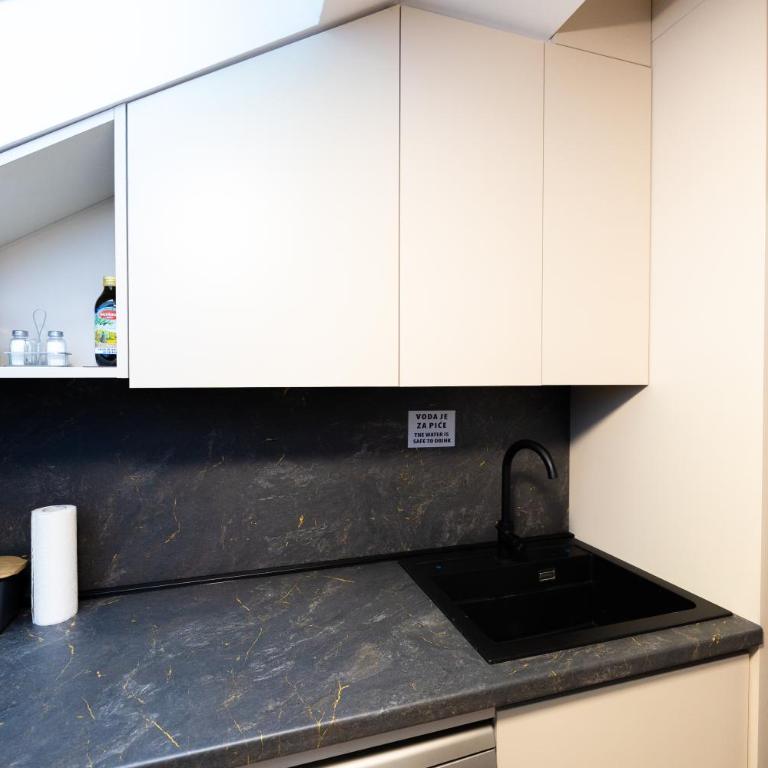 Sarajevo Domi Apartment - Apartman sa 2 Spavaće Sobe i Pogledom na Grad - 10