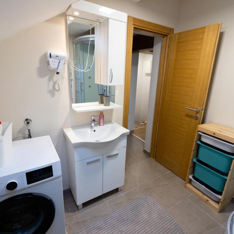 Sarajevo Domi Apartment - Apartman sa 2 Spavaće Sobe i Pogledom na Grad - 50