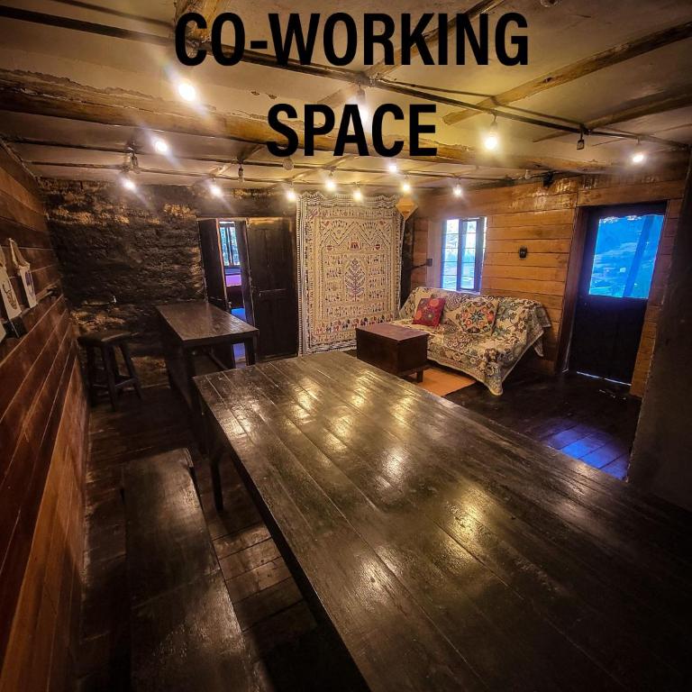 Wolf Totem Steam Punk Backpacker Villa for Intrepid Travelers - One-Bedroom Apartment - 13
