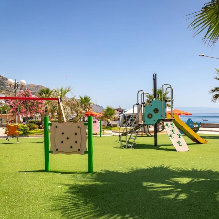 Mazzeo Beach House 1 - Appartamento con 2 Camere da Letto - 3